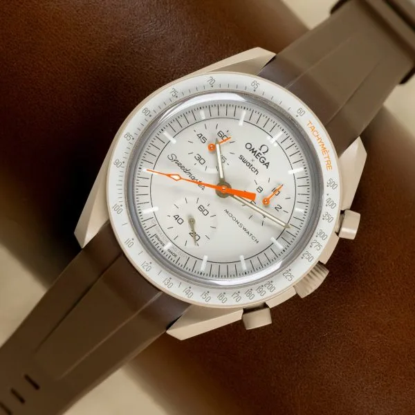 KLOCKARMBAND-FÖR-OMEGA-X-SWATCH-MOONSWATCH-GRAND-PRIX-BRUNT