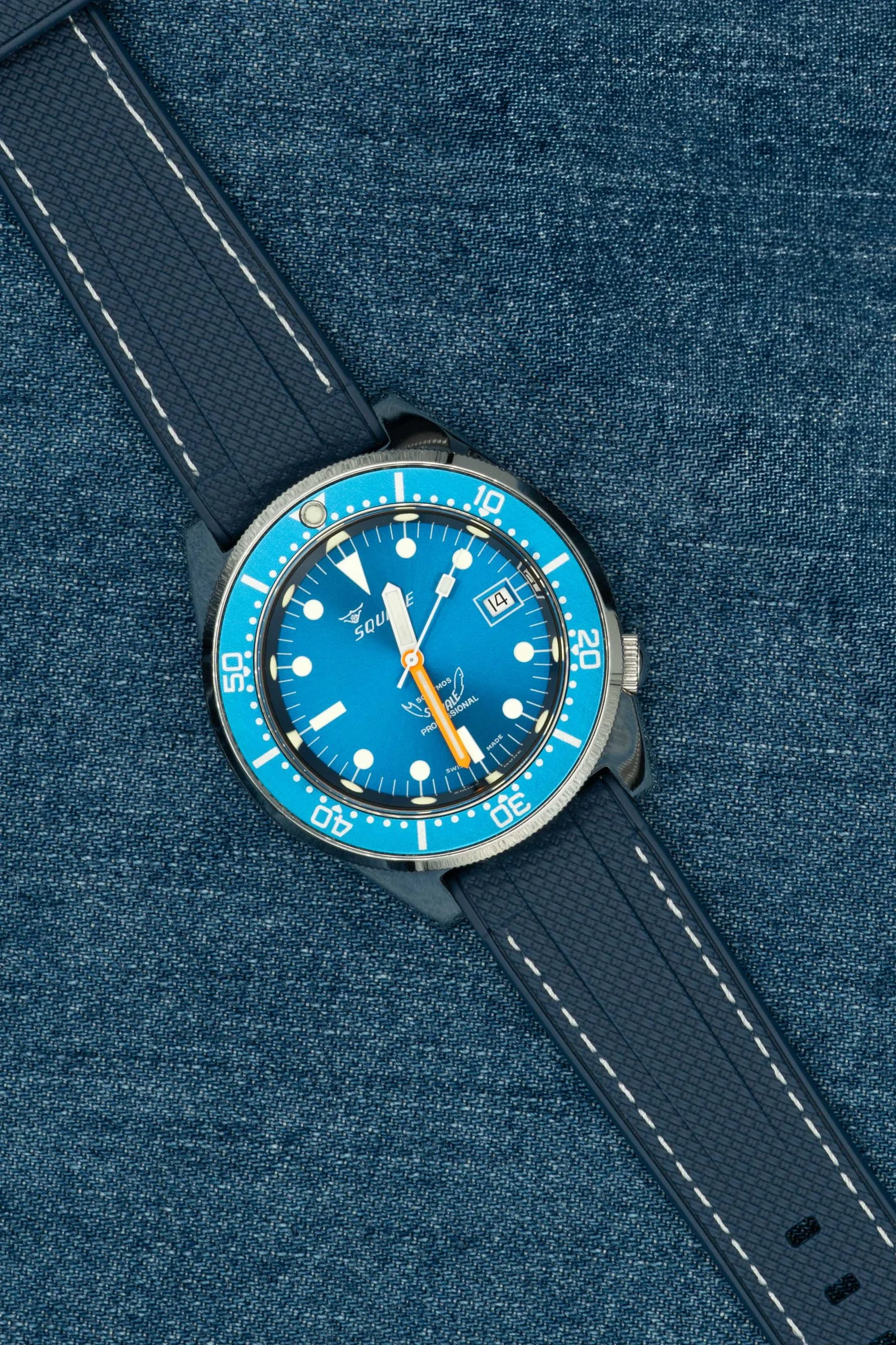 Navy Blue Rubber wach strap - Textured - With Contrast Stitchning